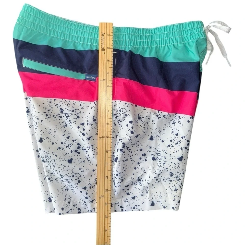 NWOT ▶️ CHUBBIES ◀️ The Aquatic Libations 5.5